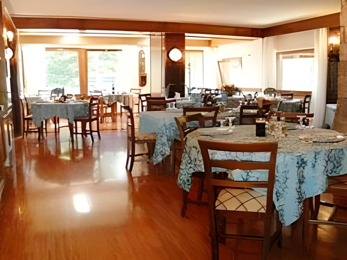 Food & Drinks 5, Hotel Corona & Spa , adults-only hotel 14 plus, L'Aquila