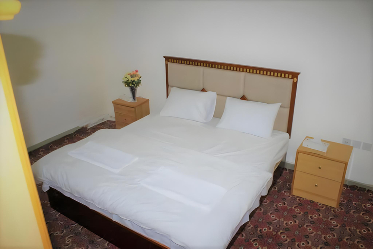 Bedroom 2, Nojoom Hotel, Wadi Essier