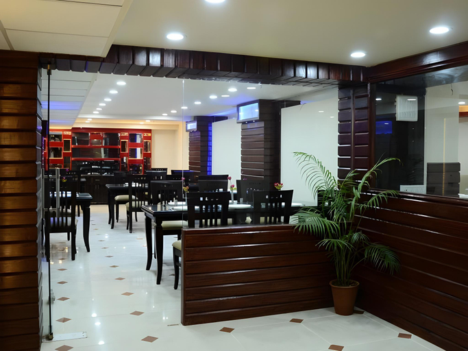 Food & Drinks 5, Hotel Tip Top Plaza, Jaipur