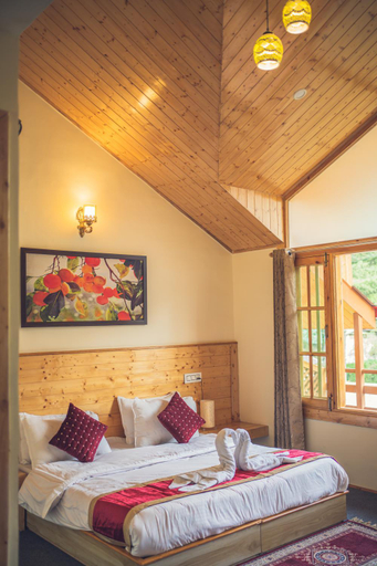 Bedroom 2, Persimmon Farmstead, Kullu