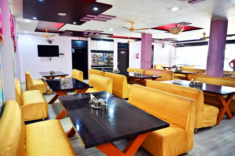 Food & Drinks, Hotel Radhika, Jaipur