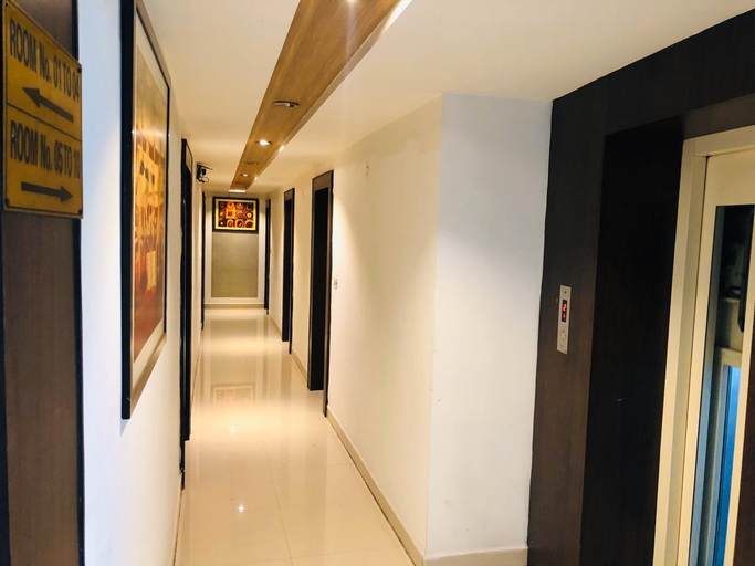 Public Area 1, Hotel Shalimar Deluxe, Bhopal
