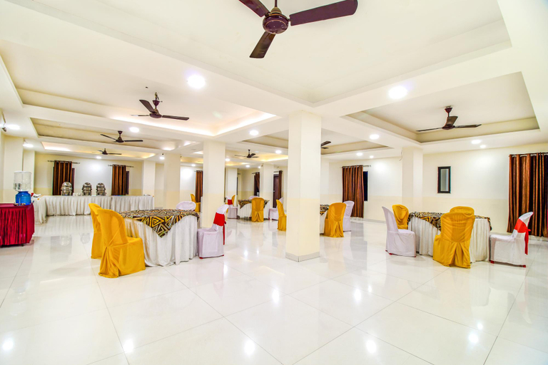 Others 2, FabHotel Prime President - Bhopal Railway Station, Bhopal