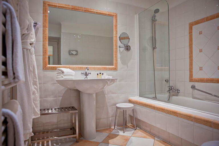 Bathroom 5, Grand Hotel Des Terreaux, Rhône