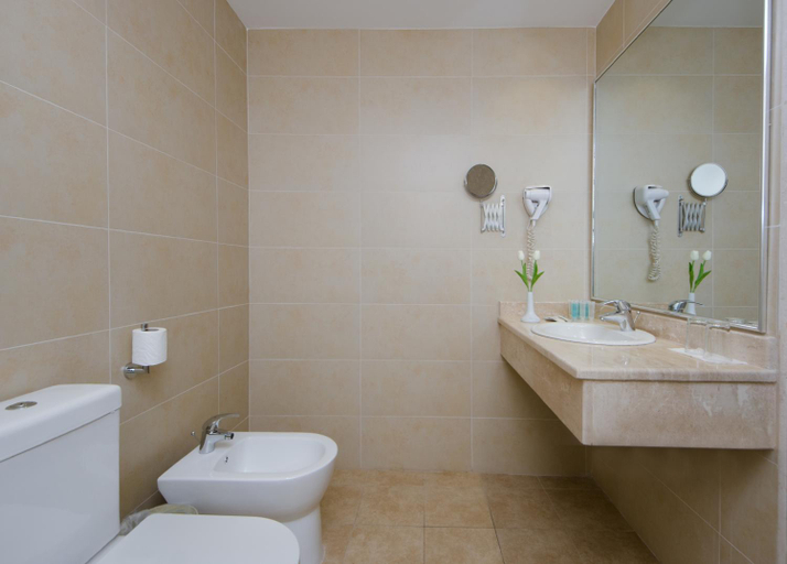 Bathroom 4, Toledo Amman Hotel, Wadi Essier