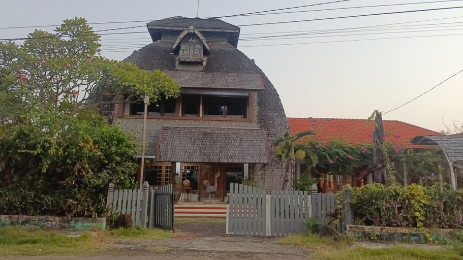 Exterior 4, Chody House, Jepara