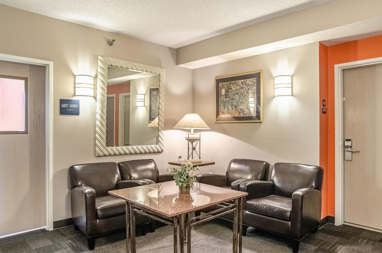 Public Area 2, Motel 6 Sidney, NE, Cheyenne