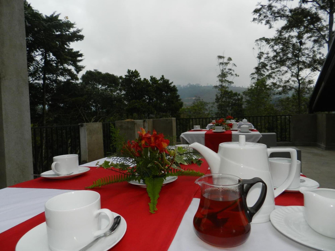 Food & Drinks 4, Eeescart Family Resort, Bandarawela