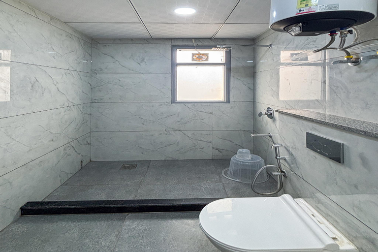 Bathroom 2, Housr 84 Kondapur Near Botanical Garden, Hyderabad