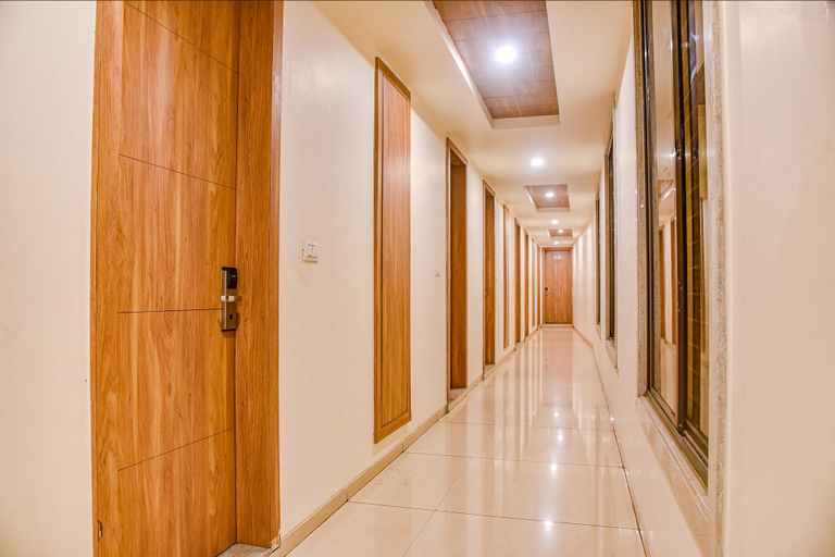 Public Area 2, Fabhotel Om Palace, Bhopal