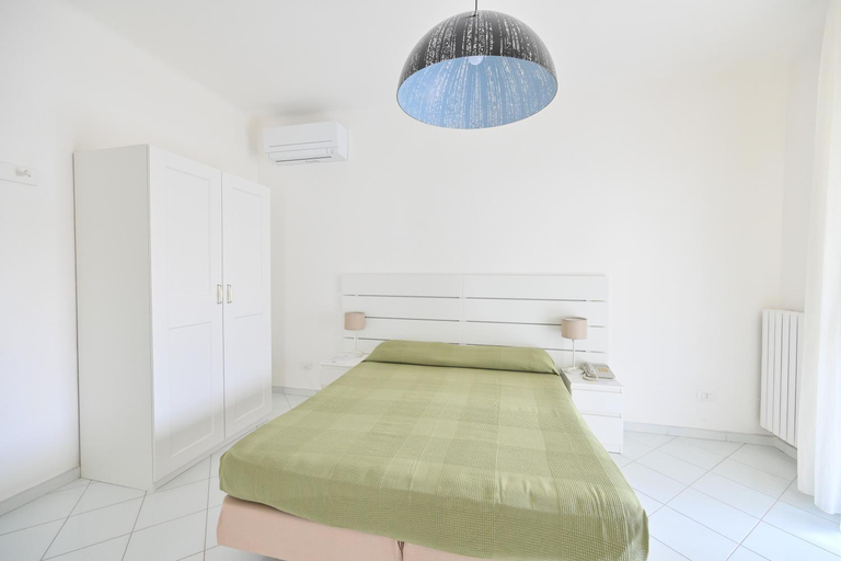 Bedroom 3, Residence San Domenico, Napoli