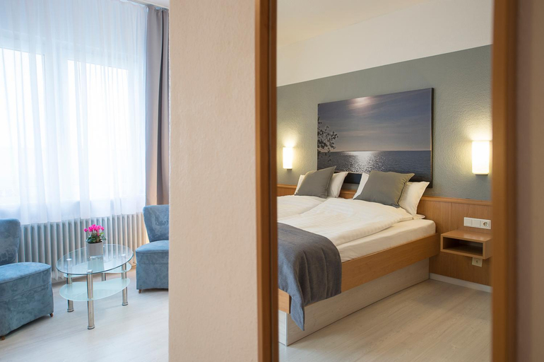 Bedroom, Hotel Keil, Wilhelmshaven