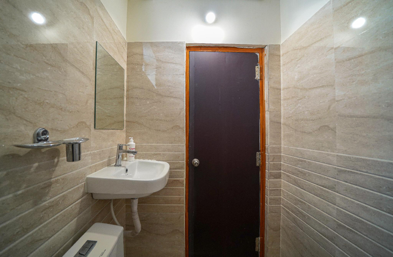 Bathroom 5, Open Hotel by Olive - Buzz Studio, Ranga Reddy