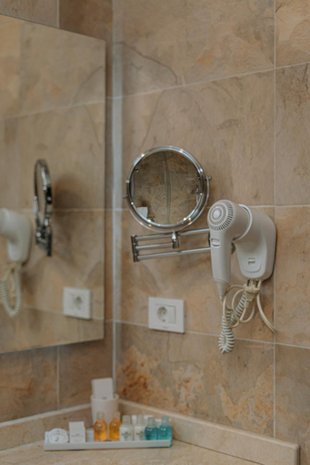 Bathroom 4, City Park Inn Baku, Baku