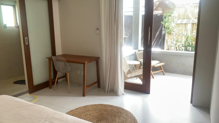 Others 3, Base Villa, Badung