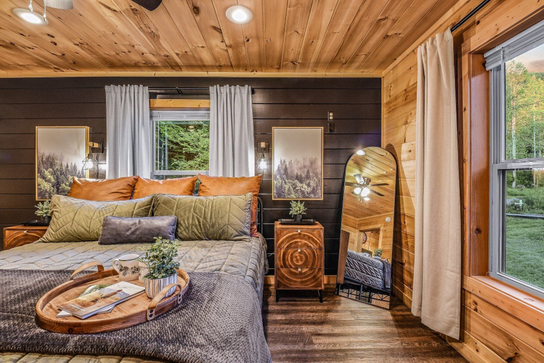 Others 4, Creekside On The Bluff 2 Bedroom Cabin by RedAwning, Sevier