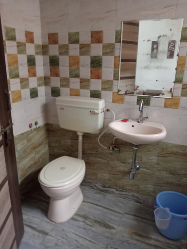 Bathroom 3, Jaipur Marigold Homestay, Jaipur