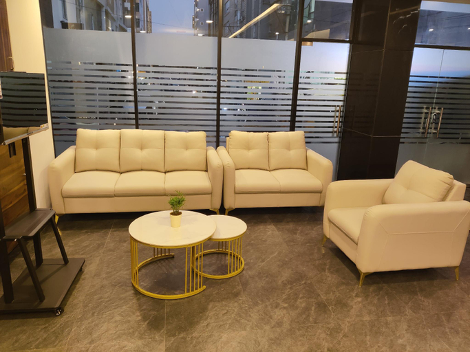 Public Area 2, Yellow Sapphire Hotel Gachibowli, Hyderabad