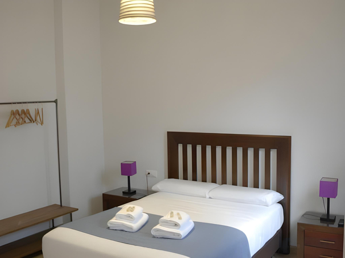 Bedroom 4, La Perla Granada Suites, Granada