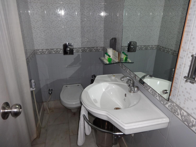 Bathroom 4, Capitol Residency, Ranchi