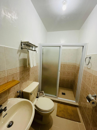 Bathroom 3, Castle Rock Apartelle, Malay