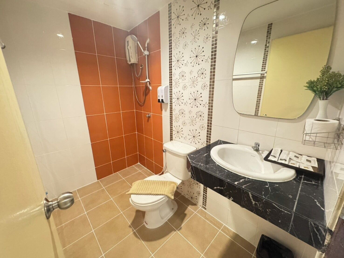 Bathroom 2, Bensri Residence Pattaya, Pattaya