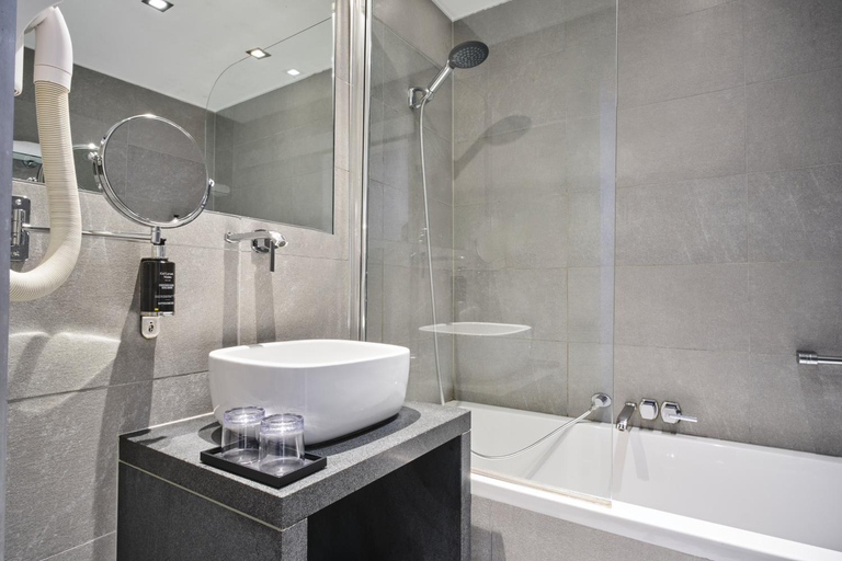 Bathroom 5, Hôtel Aqua by HappyCulture, Bruxelles