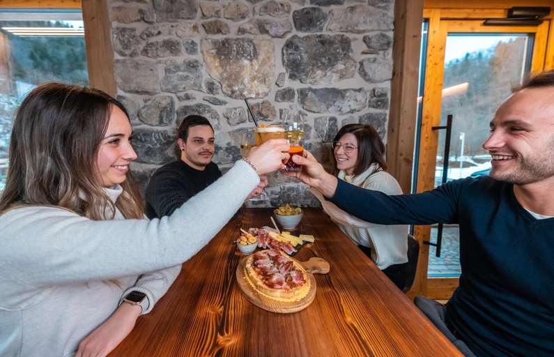 Food & Drinks 4, Bazzario Loft, Trento