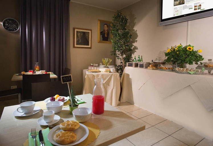 Food & Drinks 5, ApartHotel Quadra Key, Florence
