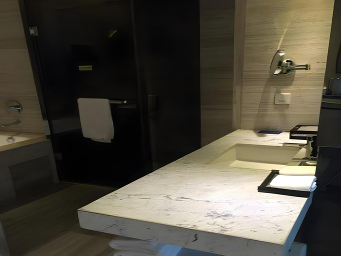 Bathroom 4, Urumqi Tianyuan Hotel, Ürümqi