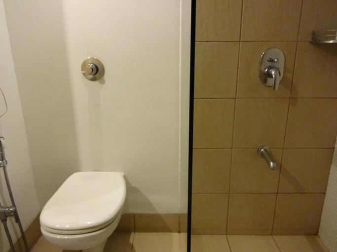 Bathroom 4, The Central Court Hotel, Hyderabad