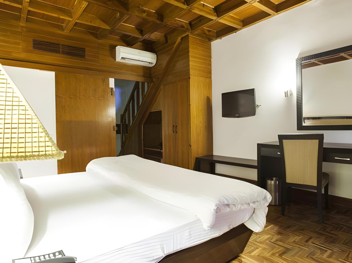 Bedroom 2, Mastiff Grand Manali Resort, Kullu