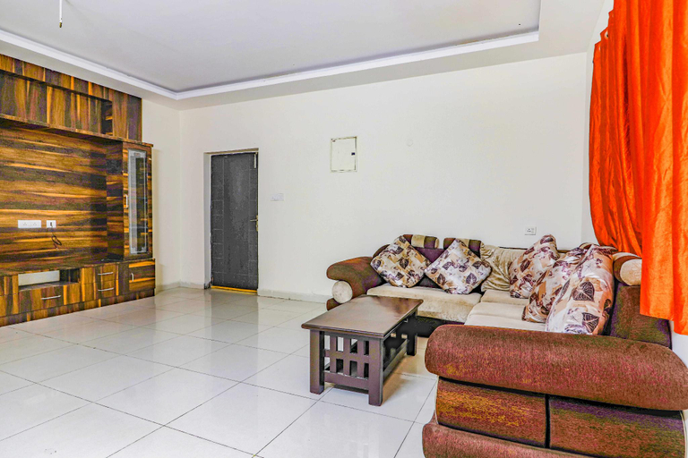 Public Area 2, Via Direct Checkin - Hitech City, Hyderabad