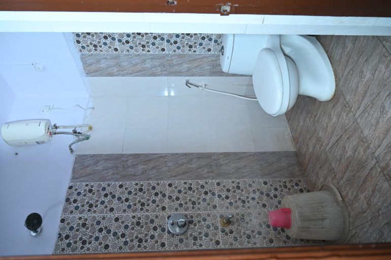 Bathroom, Hotel Ankitha Grand, Hyderabad