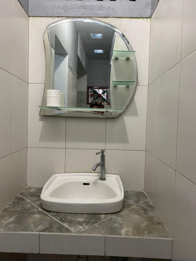 Bathroom 5, ADA Homestay, Magelang