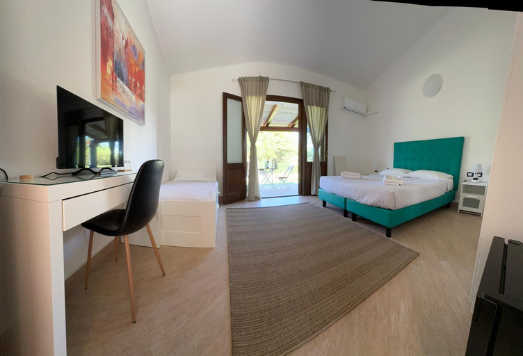 Bedroom 3, Lugh'e Luna, Oristano