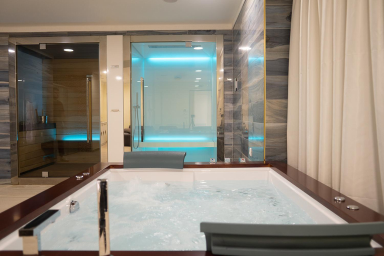 Bathroom 5, Wellness Santa Hotel - adults plus12, Central Macedonia