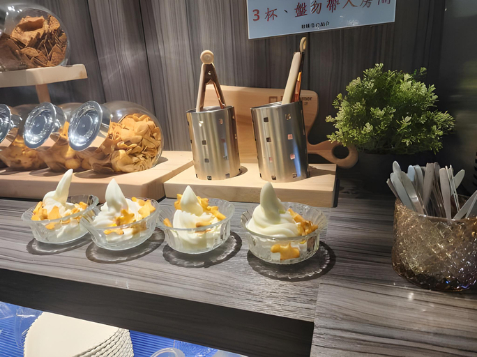Food & Drinks 5, 品悅文旅-免費停車場免費特斯拉充電近東大門夜市, Hualien