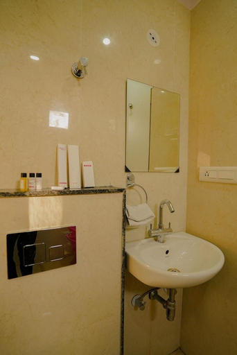Bathroom, Hotel Cheelgadi, Jaipur