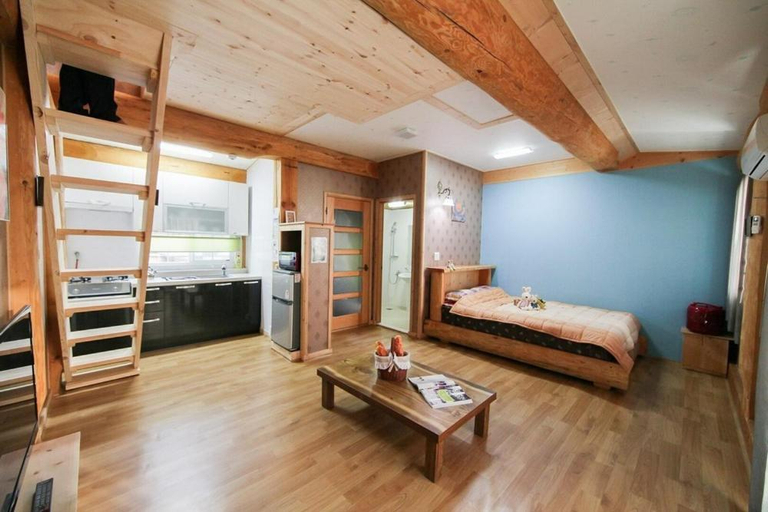 Others 5, Boryeong Rich Valley Pension, Boryeong