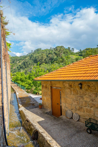 Others 4, Quinta de Reciao, Lamego