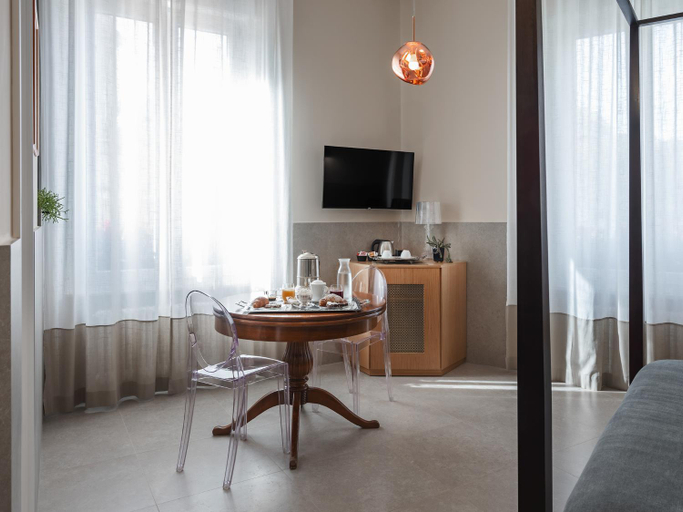 Others 4, MAISON BOUTIQUE MATTEOTTI, Matera