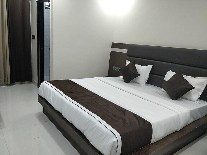 Bedroom, Hotel JALSA DLX Bhopal, Bhopal