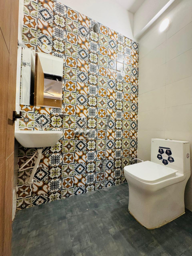 Bathroom, seri hotel, Hyderabad