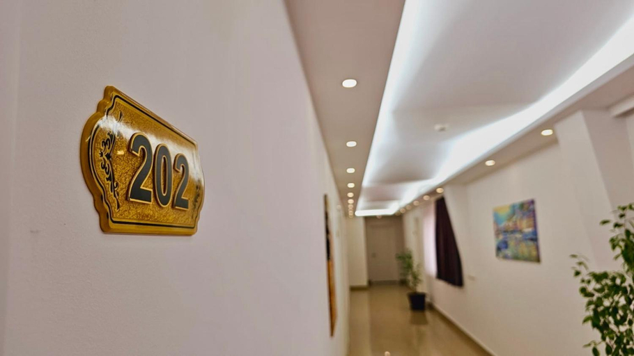 Public Area 2, Hotel Republika Berat, Beratit