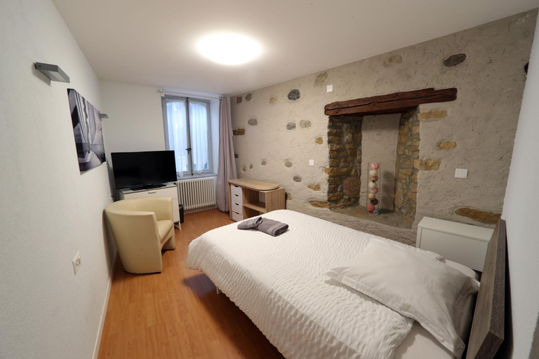 Bedroom 2, Hotel du Lac Grandson, Jura-North Vaudois