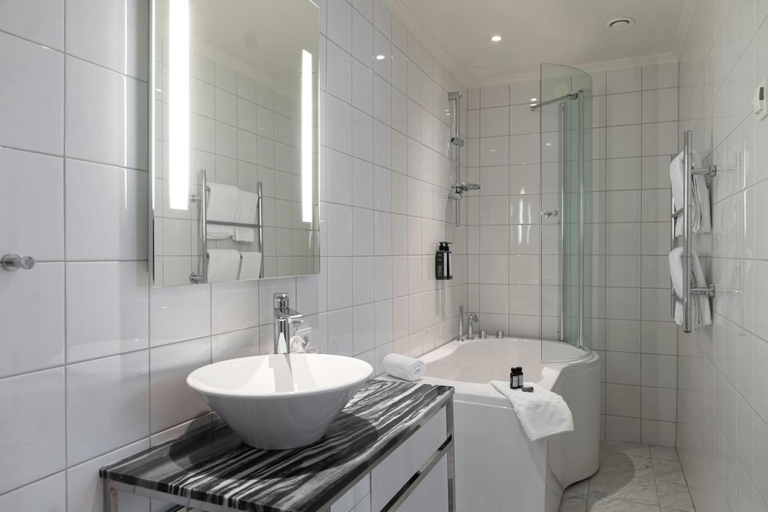 Bathroom 4, Elite Stadshotellet Vasteras, Västerås