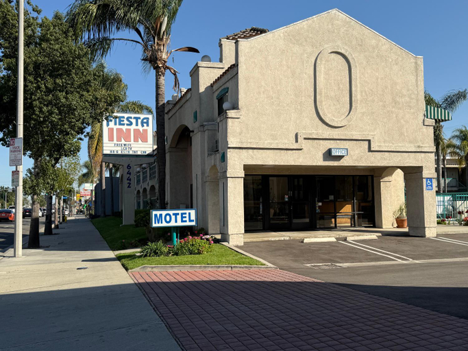 Exterior & Views 2, Fiesta Inn- Bell Gardens/ Los Angeles, Los Angeles