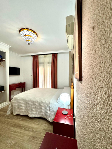 Bedroom 3, Pensión Zurita, Granada