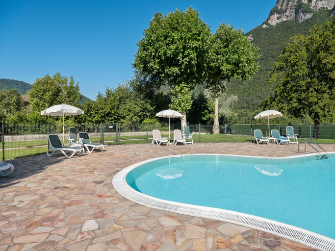 Sport & Beauty 2, Apartment by Lake Idro with Mountain Views, Brescia